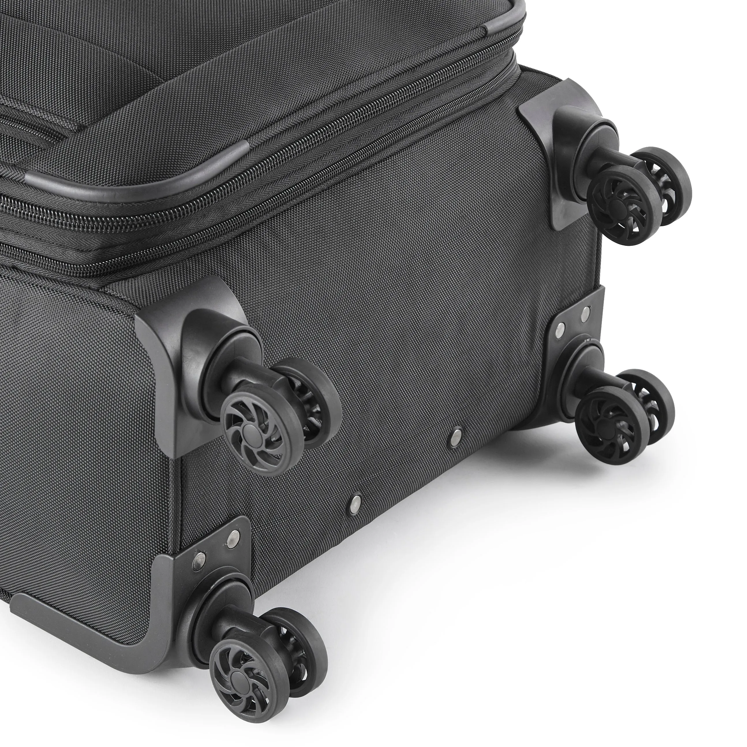 Andare Milan-3 26" Exp. Softside Spinner