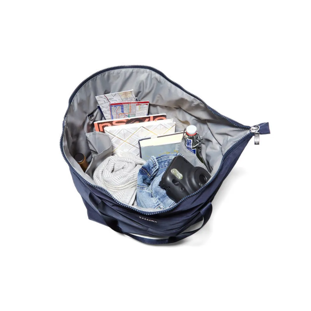 Baggallini Large Carryall French Navy Tote Bag (Women's)