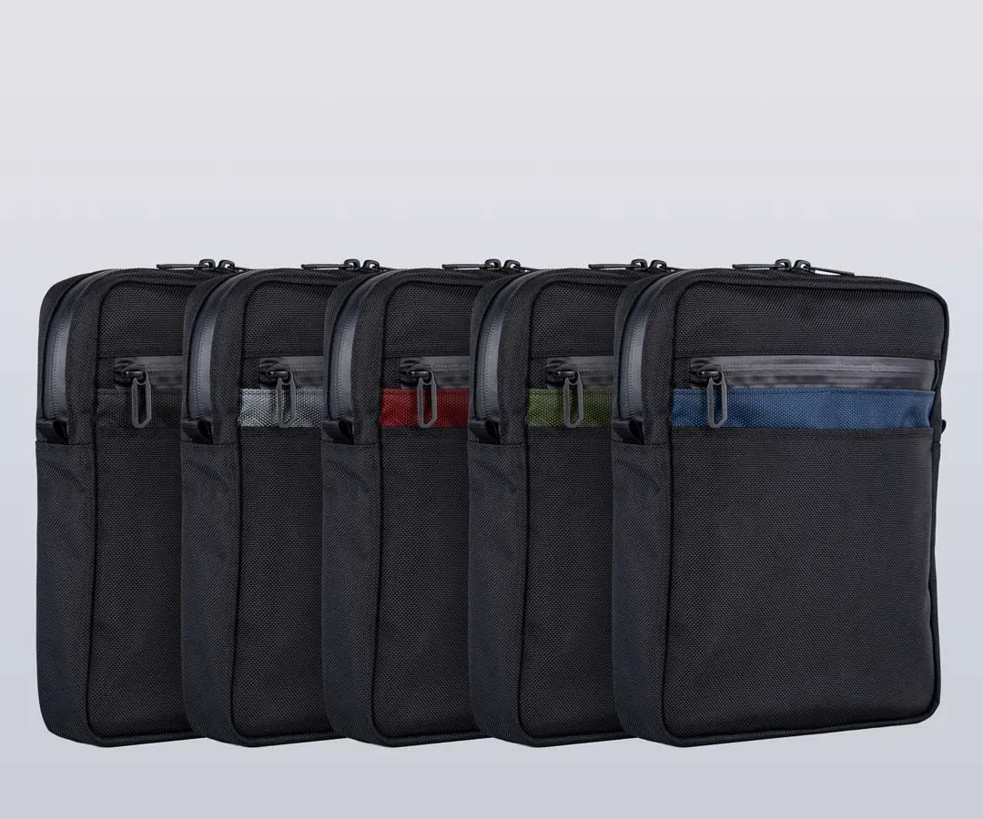 Essential Crossbody