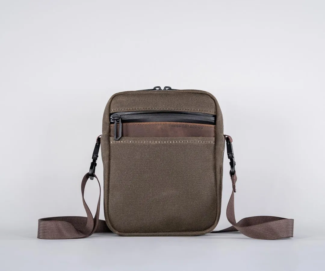 Essential Crossbody