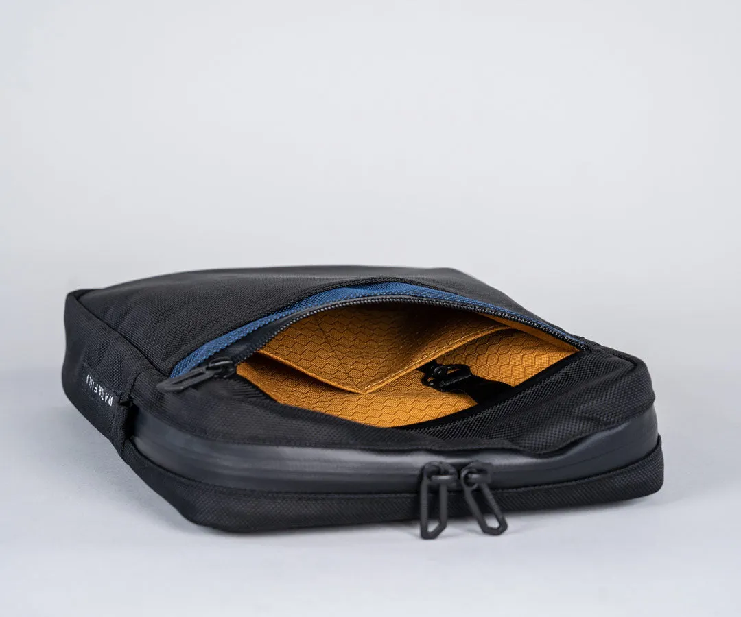Essential Crossbody
