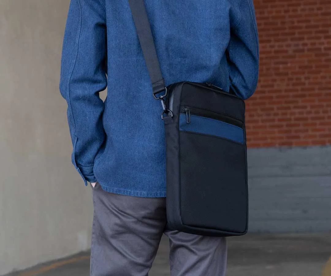 Essential Crossbody