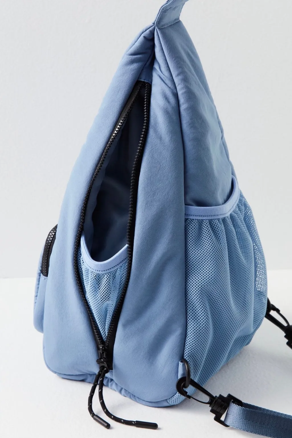 fp cakewalk sling bag