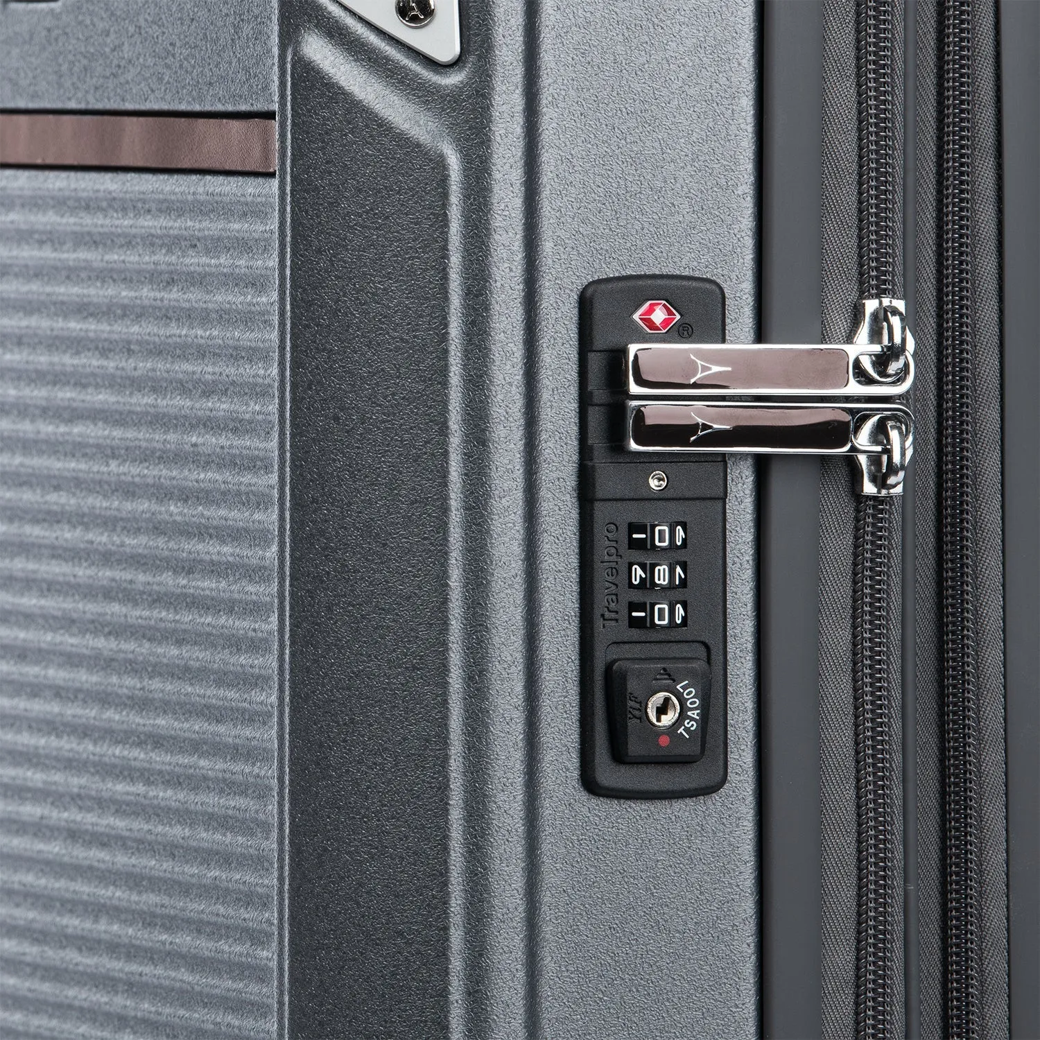Platinum® Elite Carry-On / Large Check-In Hardside Set